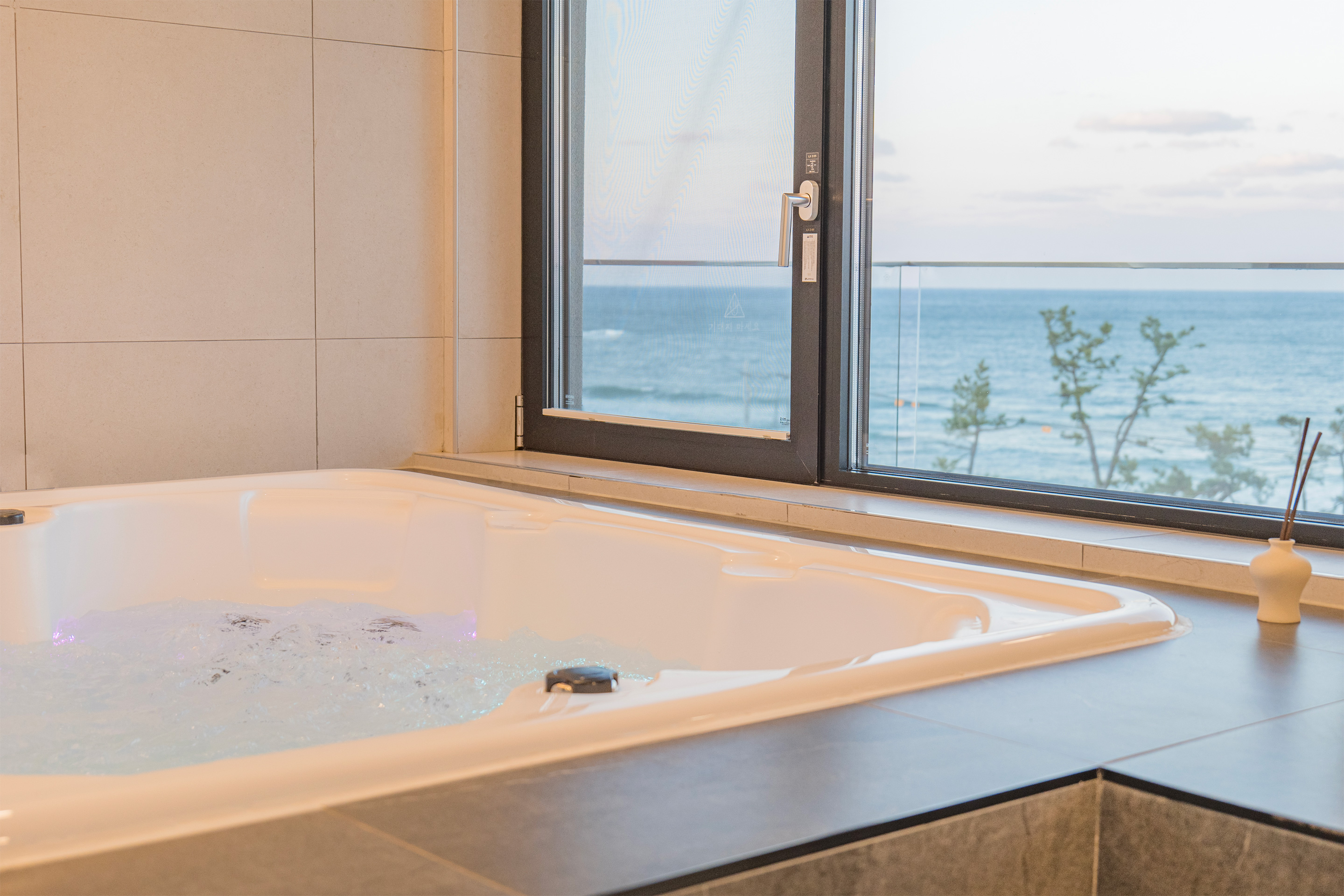 레드콩 미디엄 2606의 4F 루프 스위트