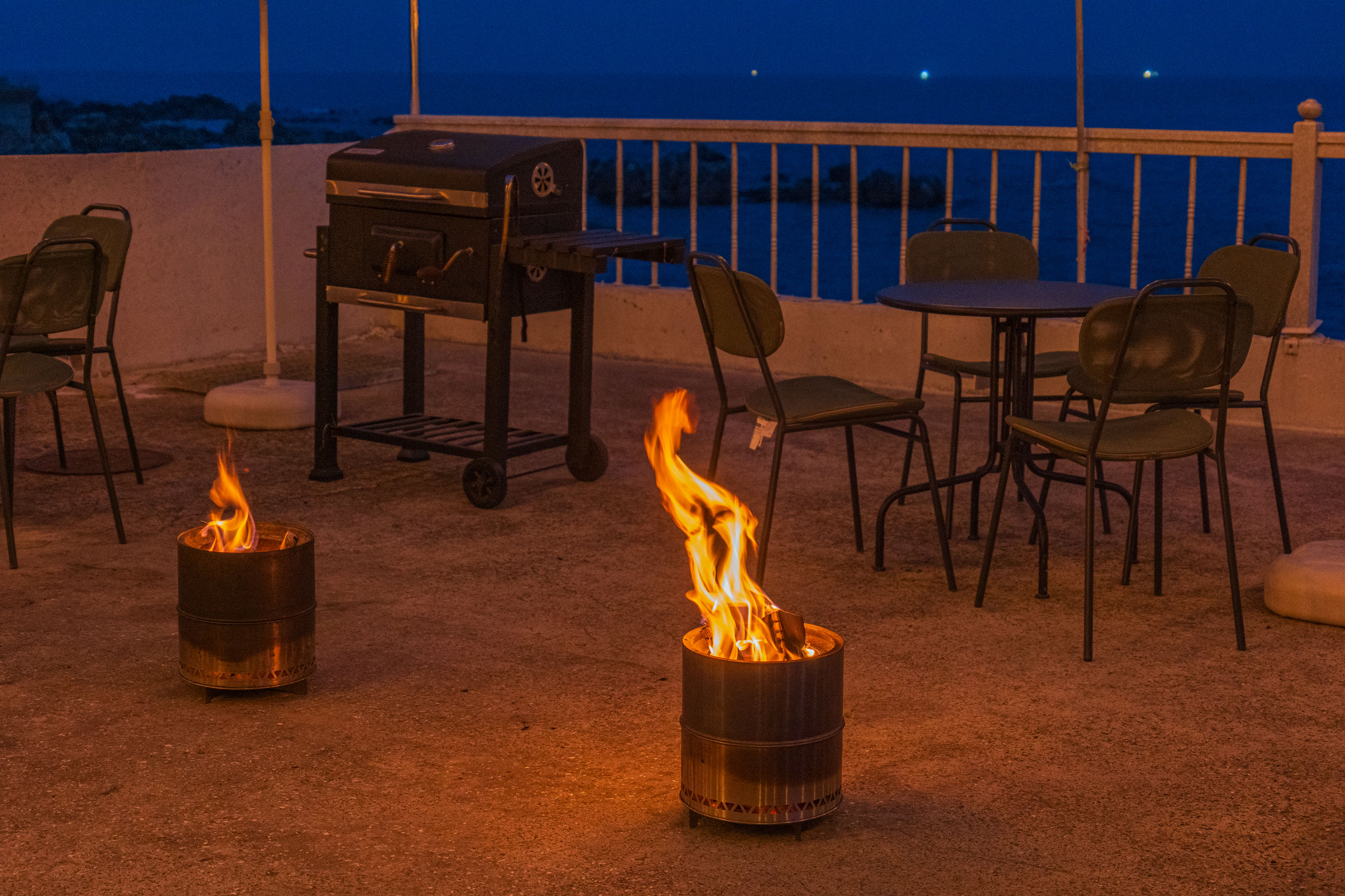 레드콩 미디엄의 캠프파이어